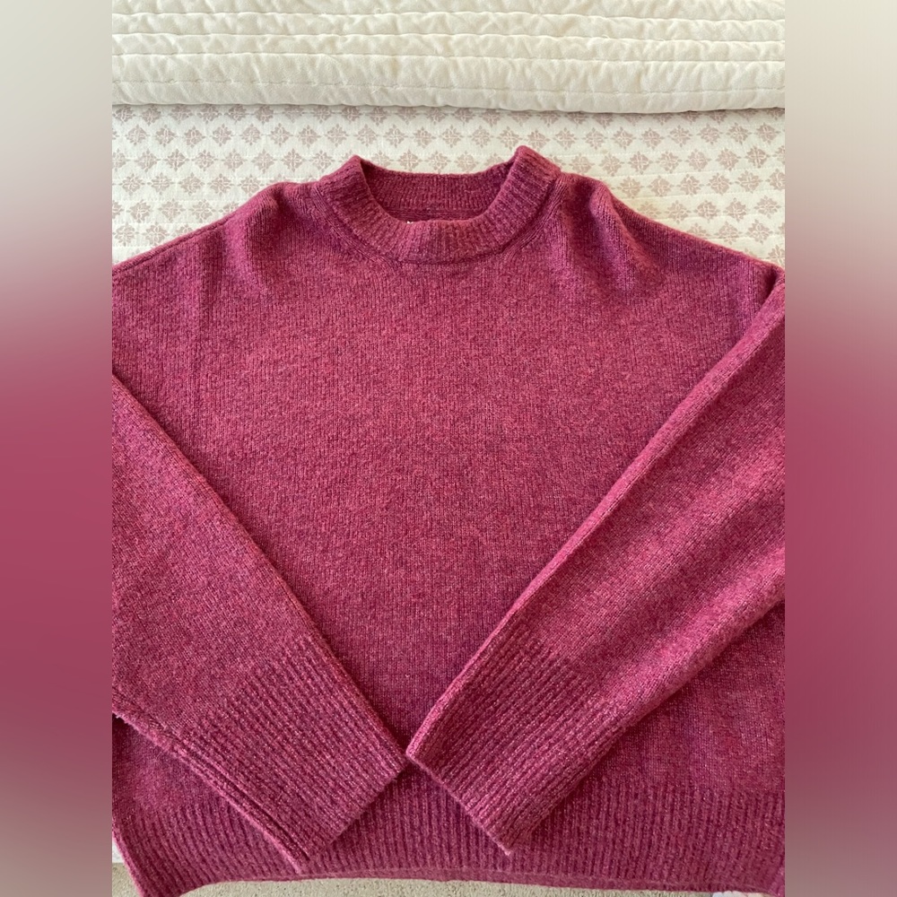 Abercrombie & Fitch Women's Crewneck Sweater - Berry Pink